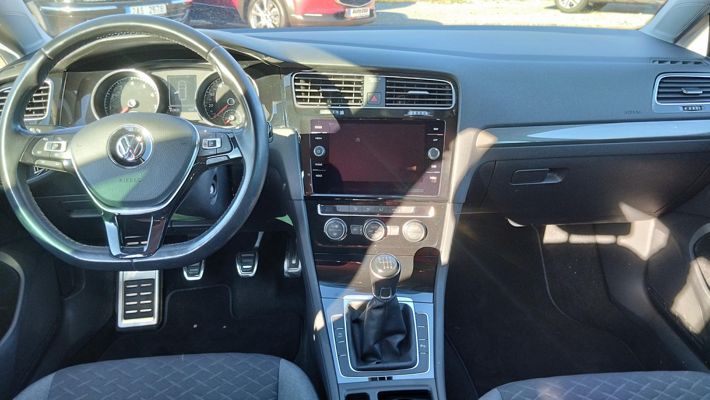 Volkswagen Golf, 2019 - pohled č. 9