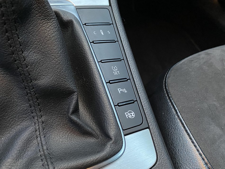 Volkswagen Passat 2.0 TSi Highline