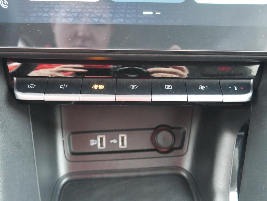 MG ZS 1.5 DVVT  Emotion