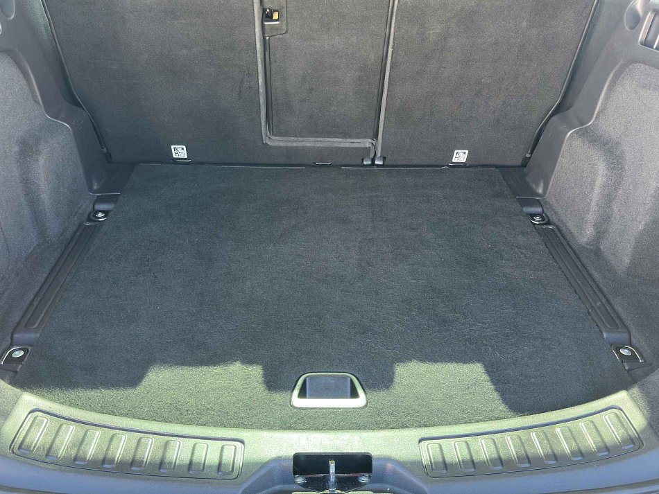 Land Rover Discovery Sport 2.0D  4x4