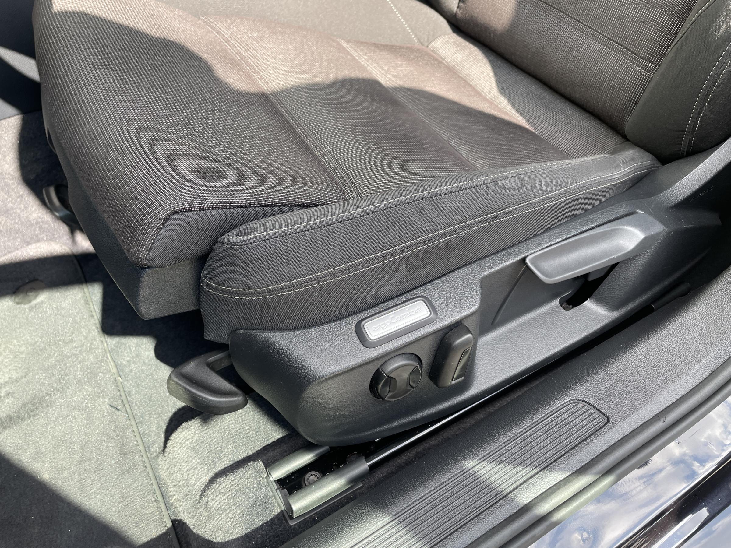 Volkswagen Passat, 2015 - pohled č. 18