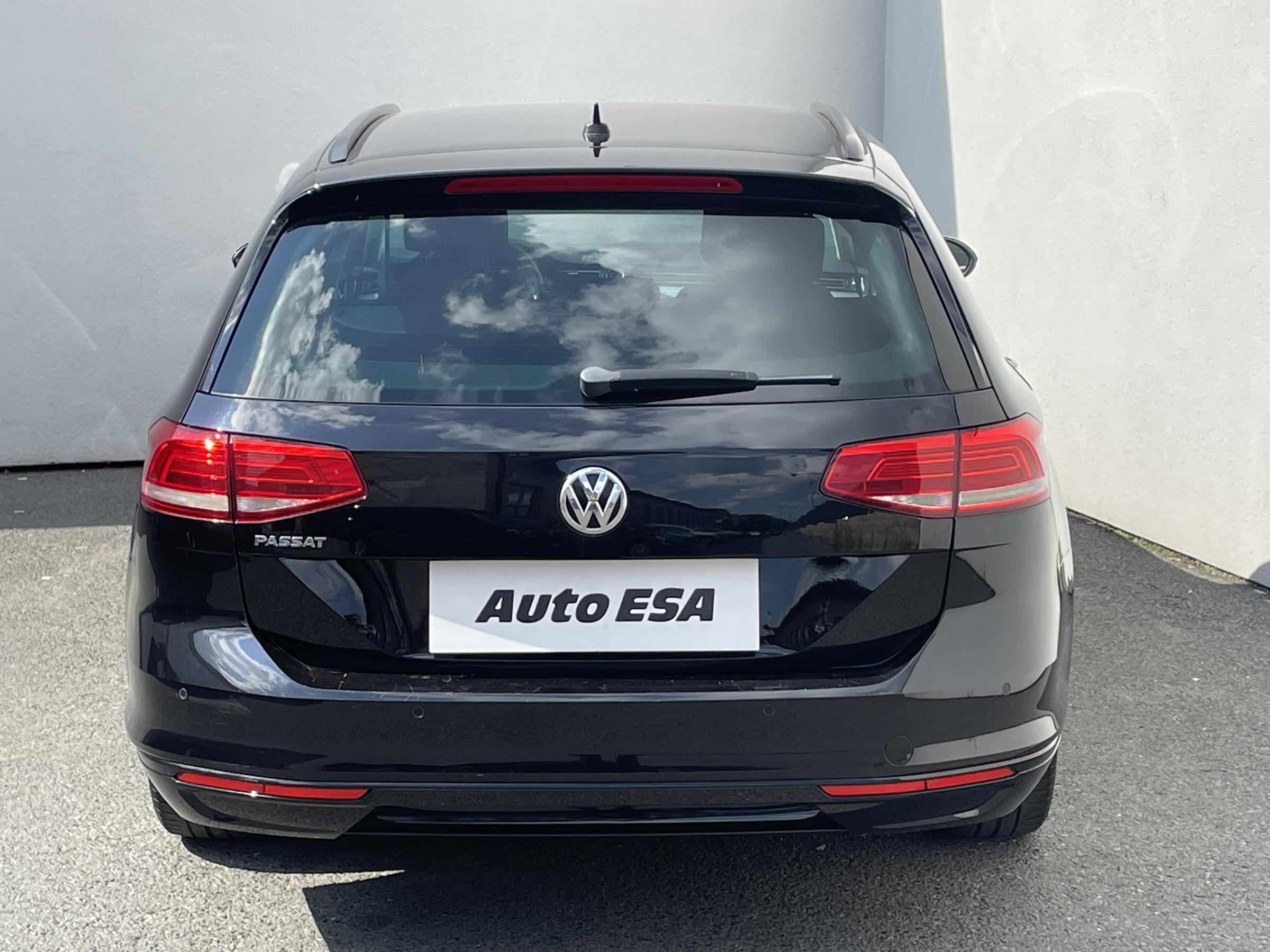 Volkswagen Passat, 2015 - pohled č. 5