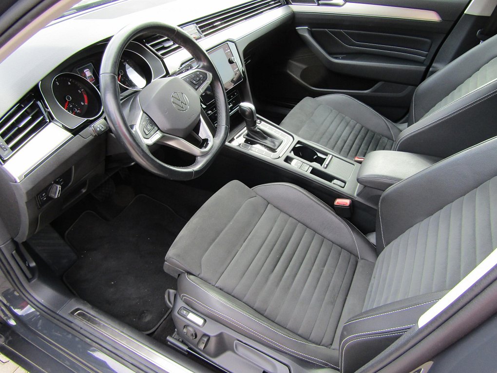 Volkswagen Passat 2.0TDi Elegance
