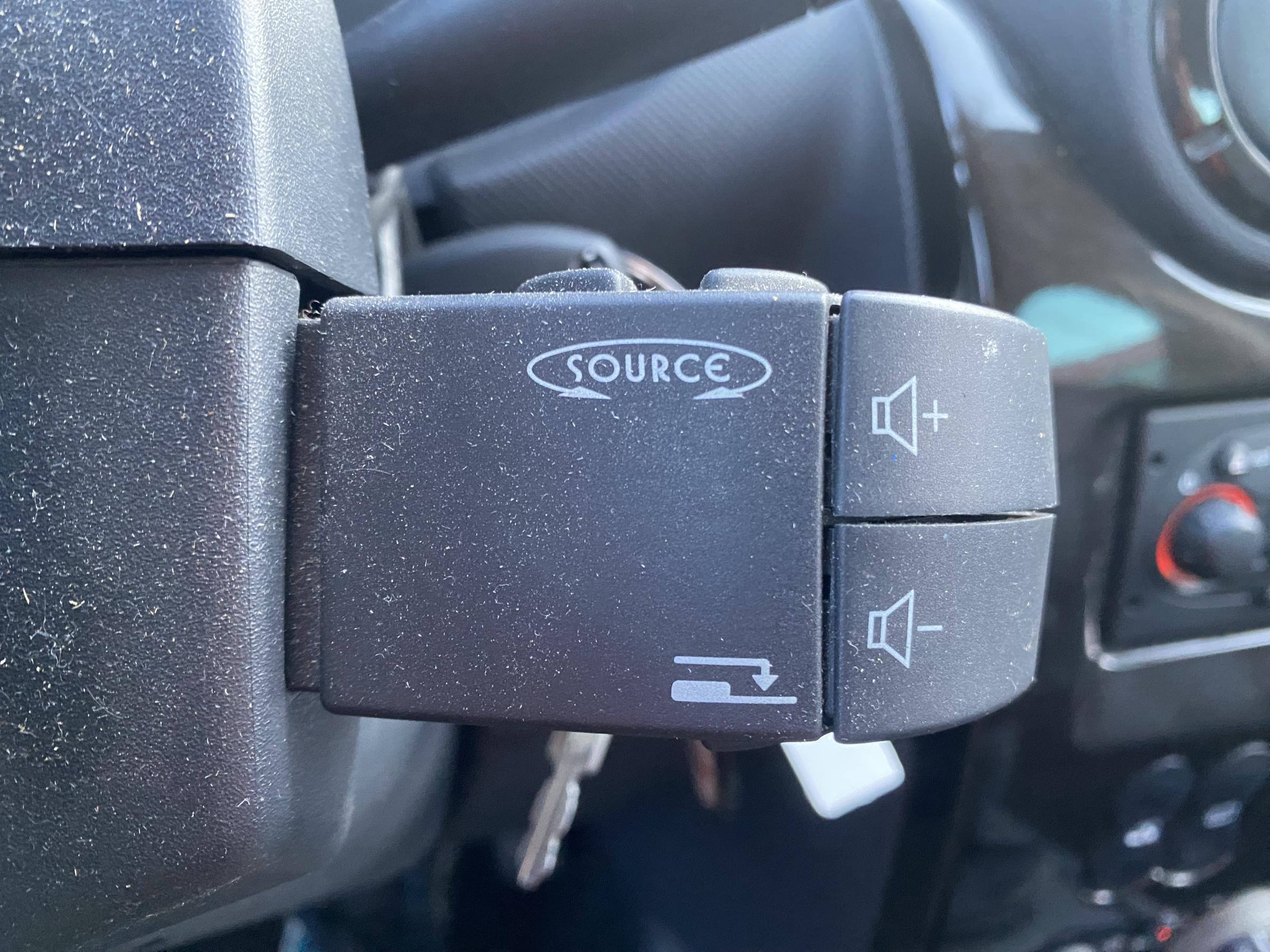 Dacia Duster, 2011 - pohled č. 11