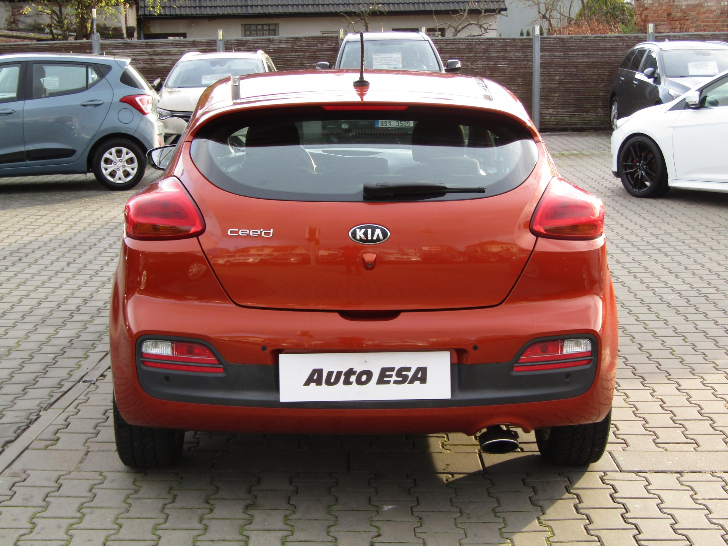 Kia Cee´d, 2014 - pohled č. 5