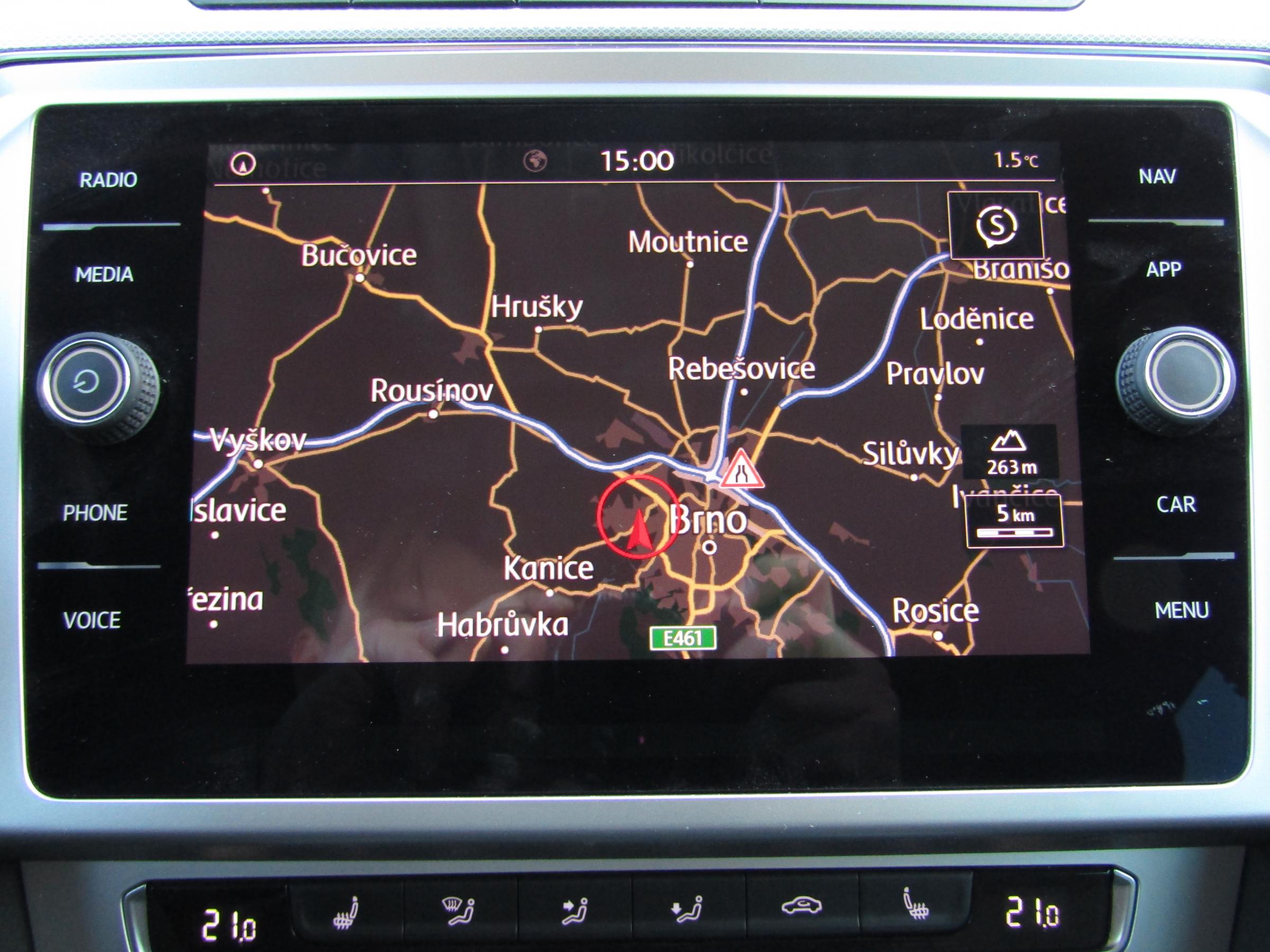 Volkswagen Passat, 2018 - pohled č. 16