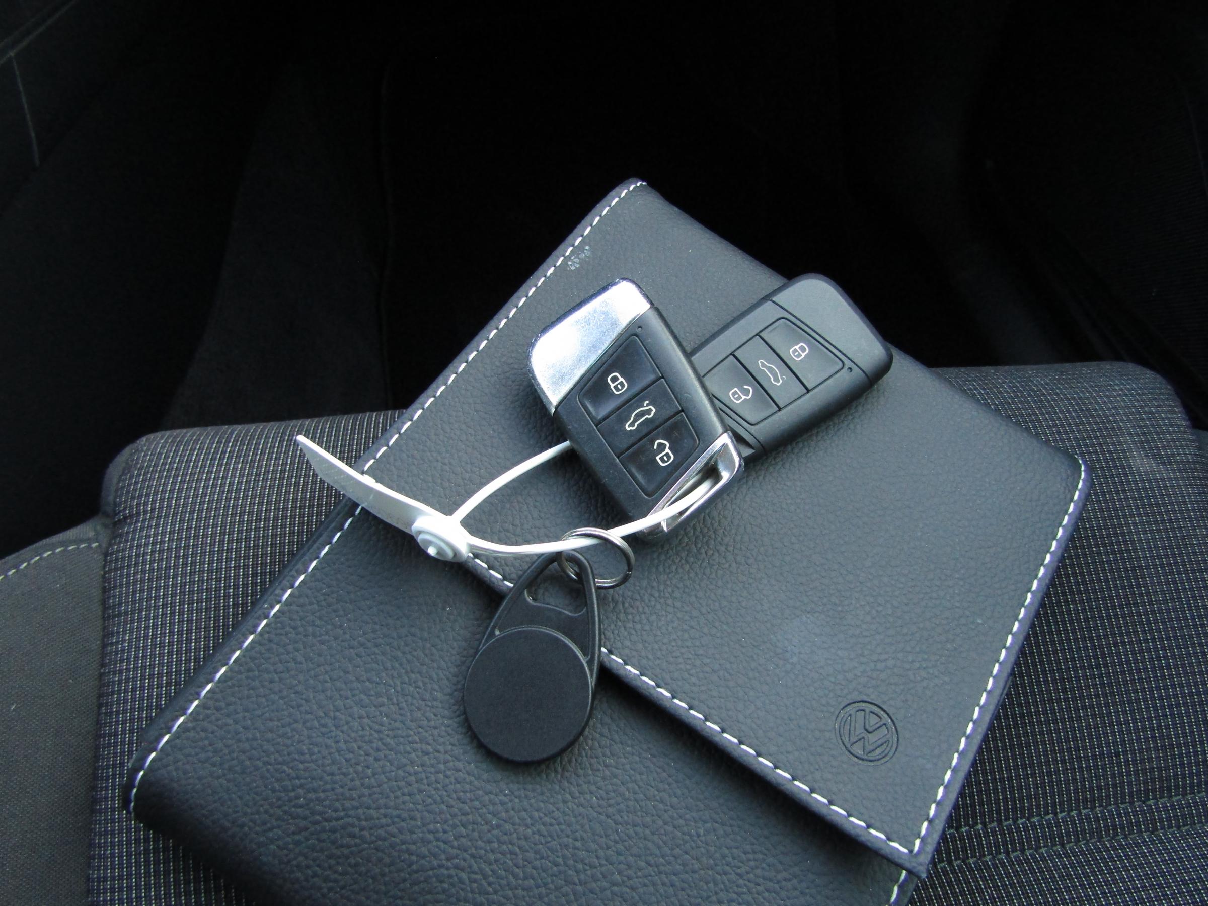 Volkswagen Passat, 2018 - pohled č. 19