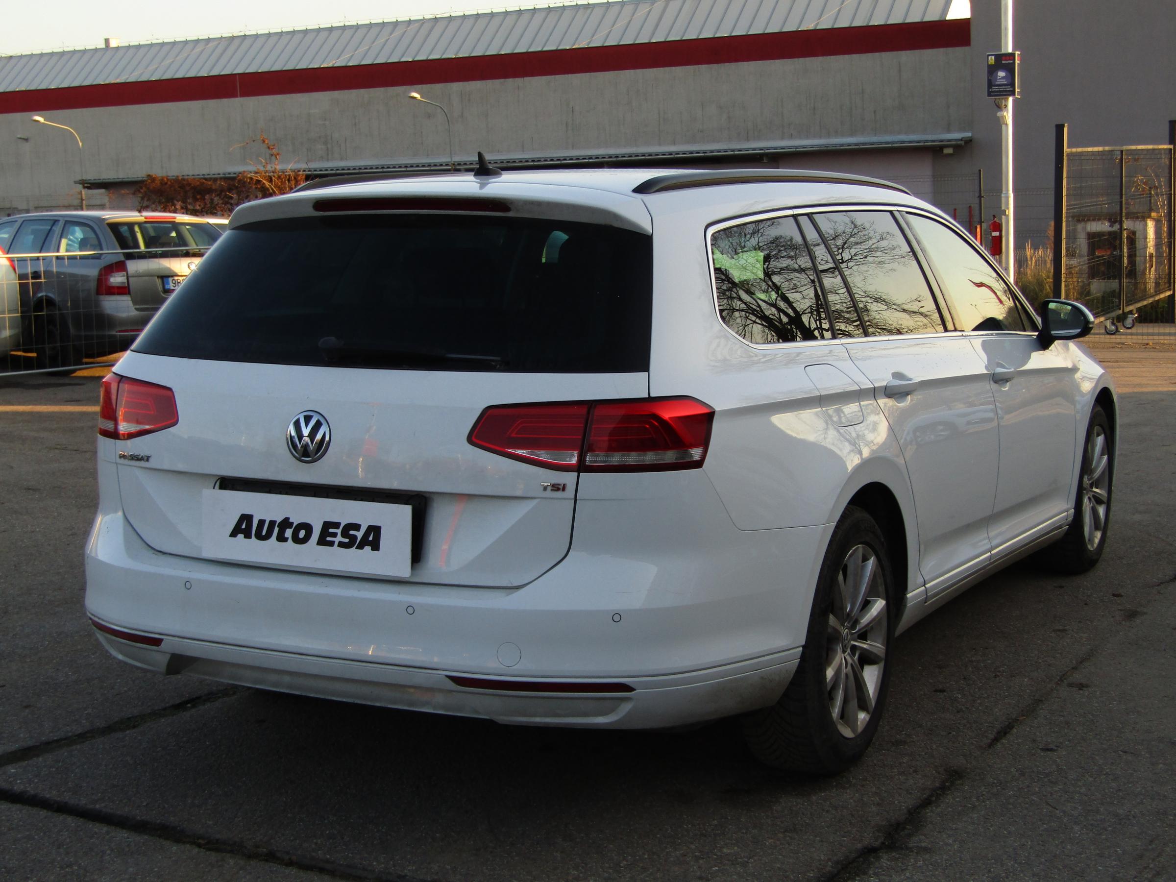 Volkswagen Passat, 2018 - pohled č. 4