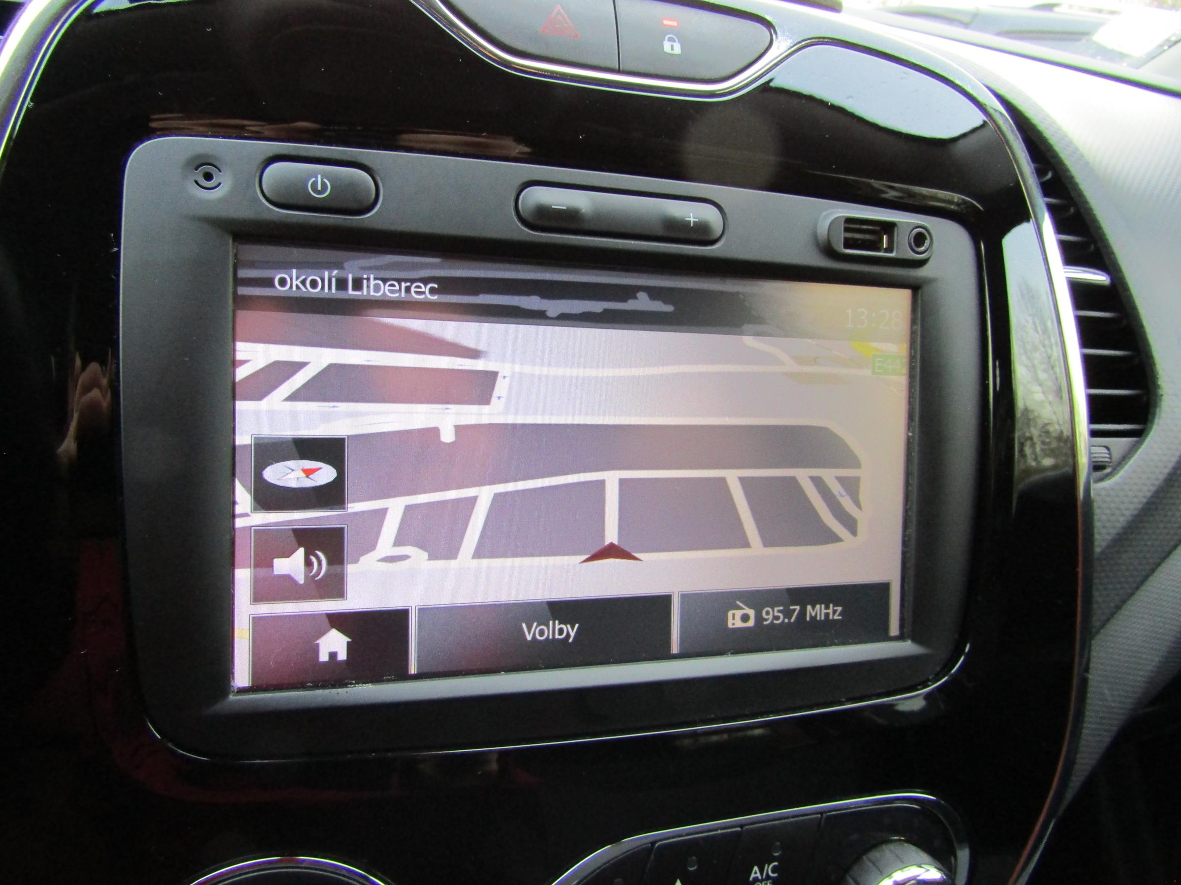 Renault Captur, 2015 - pohled č. 12