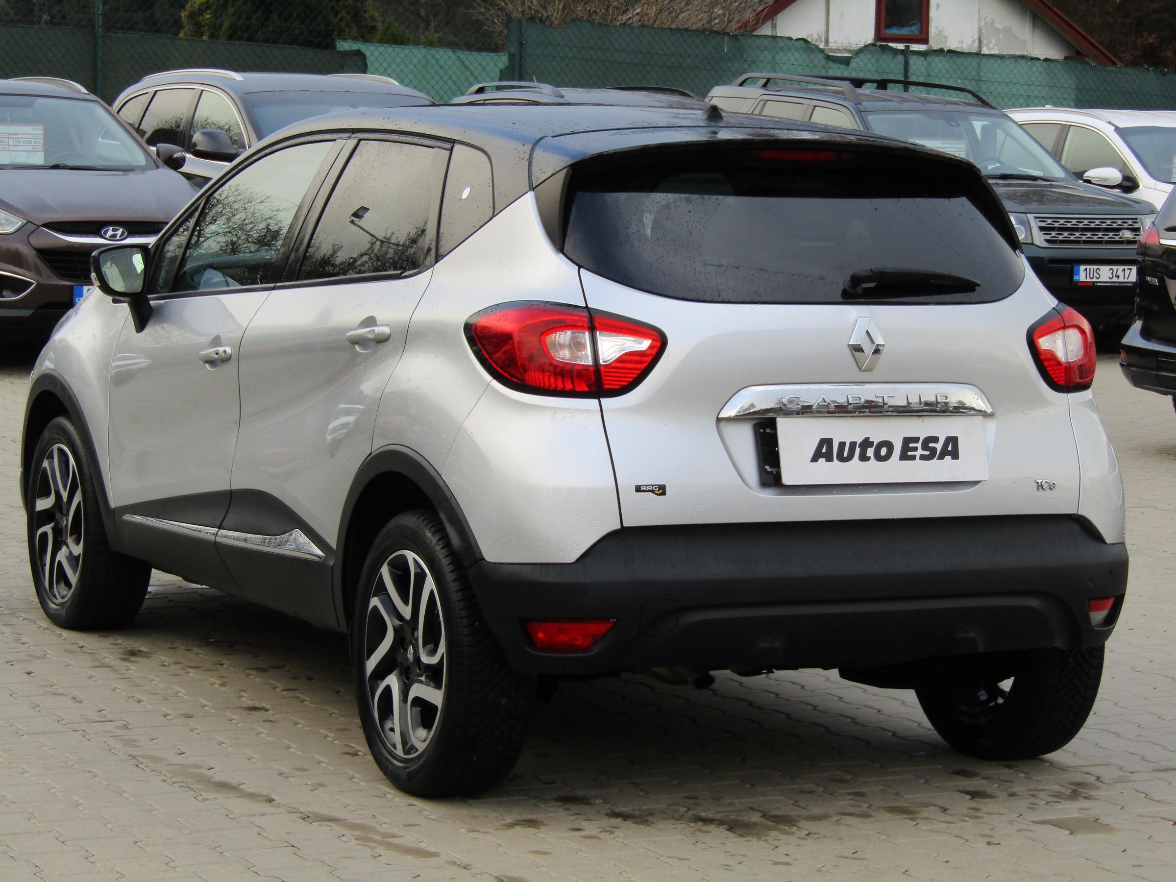 Renault Captur, 2015 - pohled č. 4
