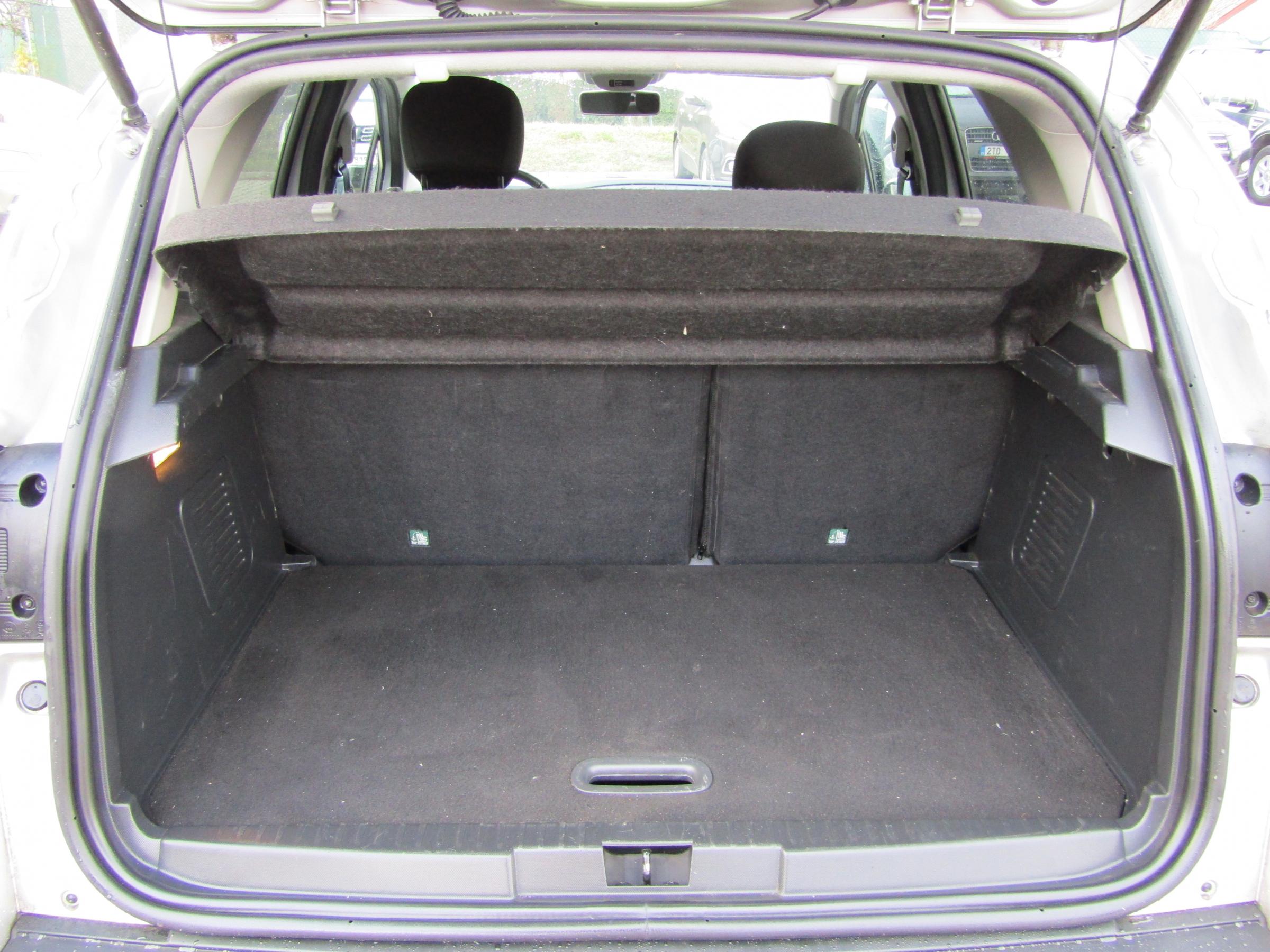 Renault Captur, 2015 - pohled č. 7