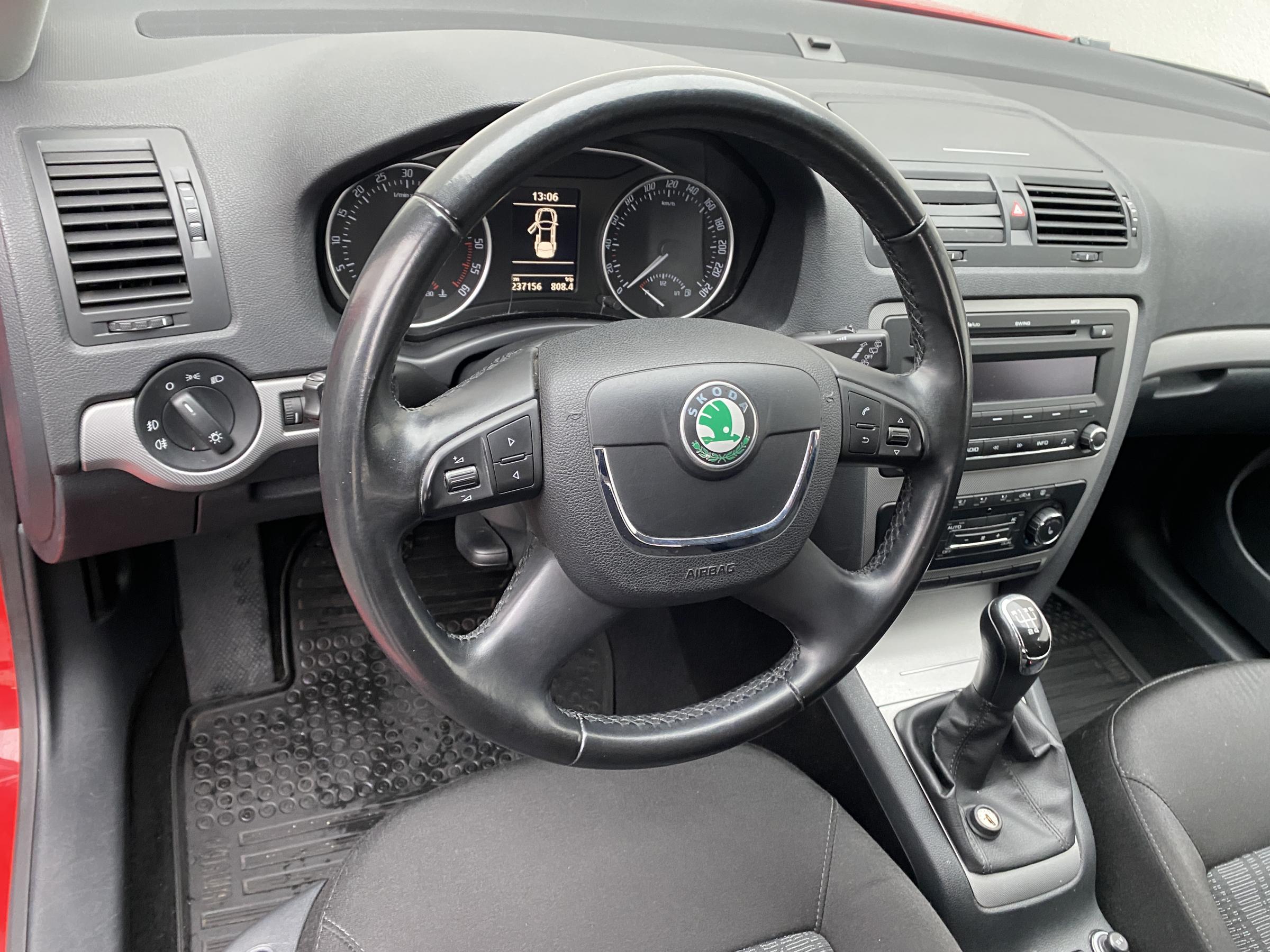 Škoda Octavia, 2012 - pohled č. 12