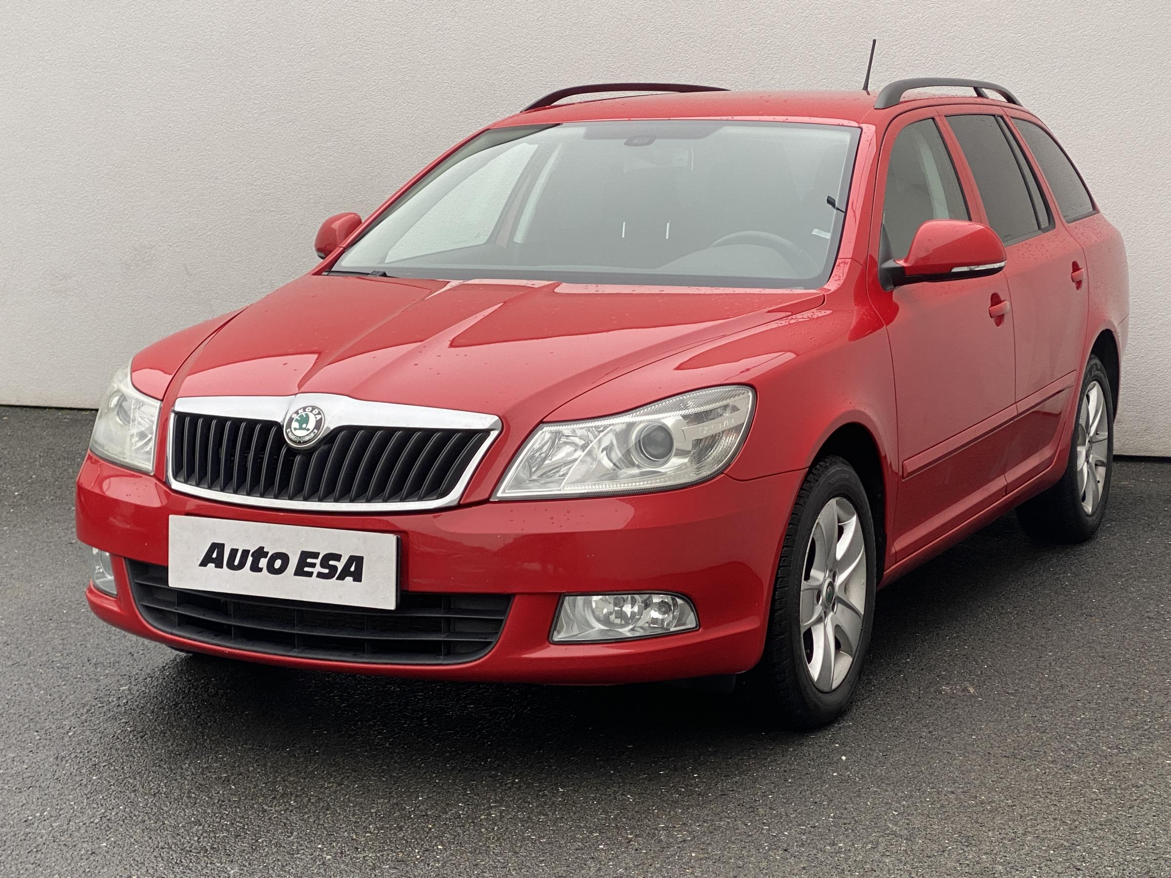 Škoda Octavia, 2012 - pohled č. 3