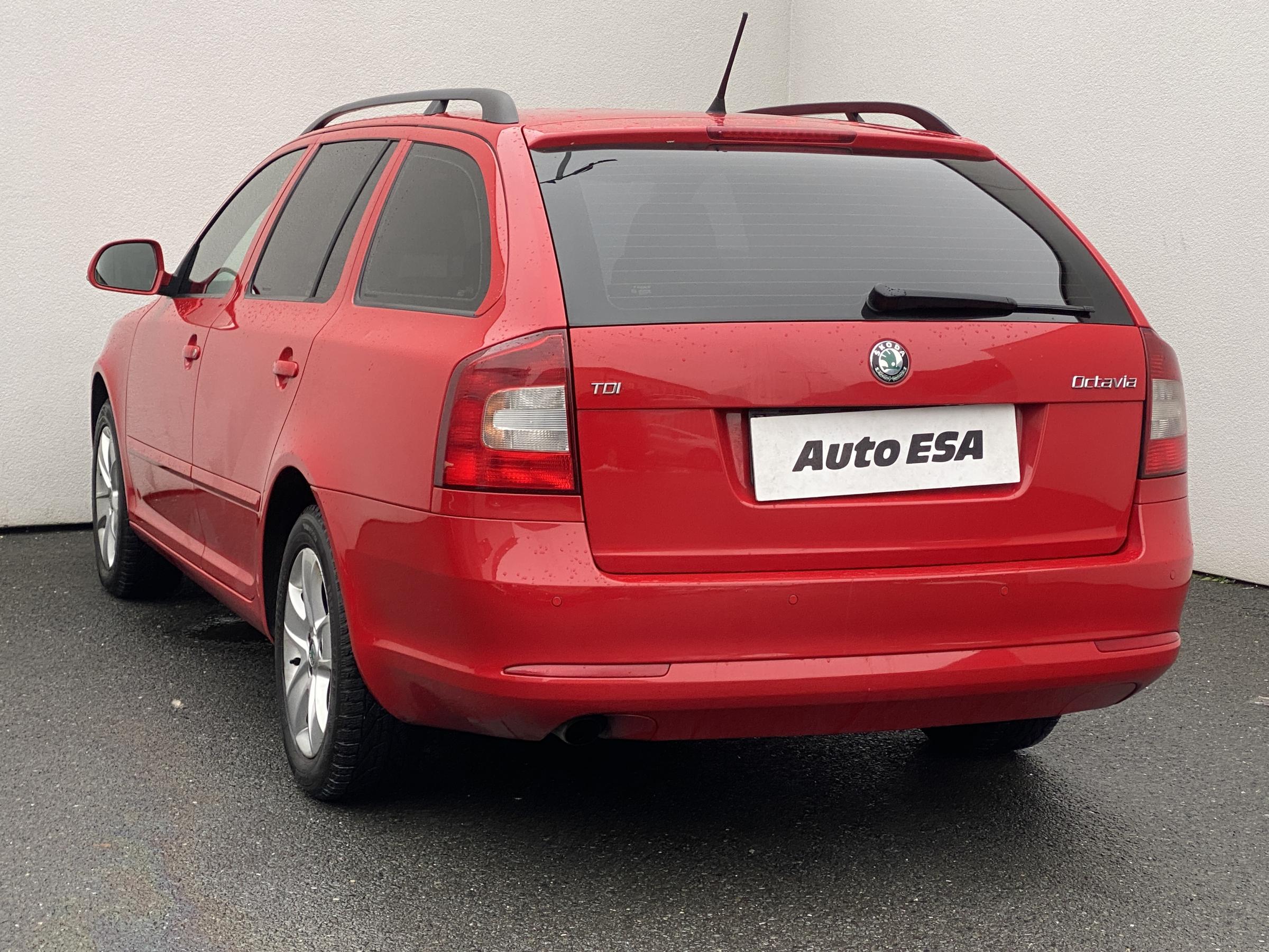 Škoda Octavia, 2012 - pohled č. 6