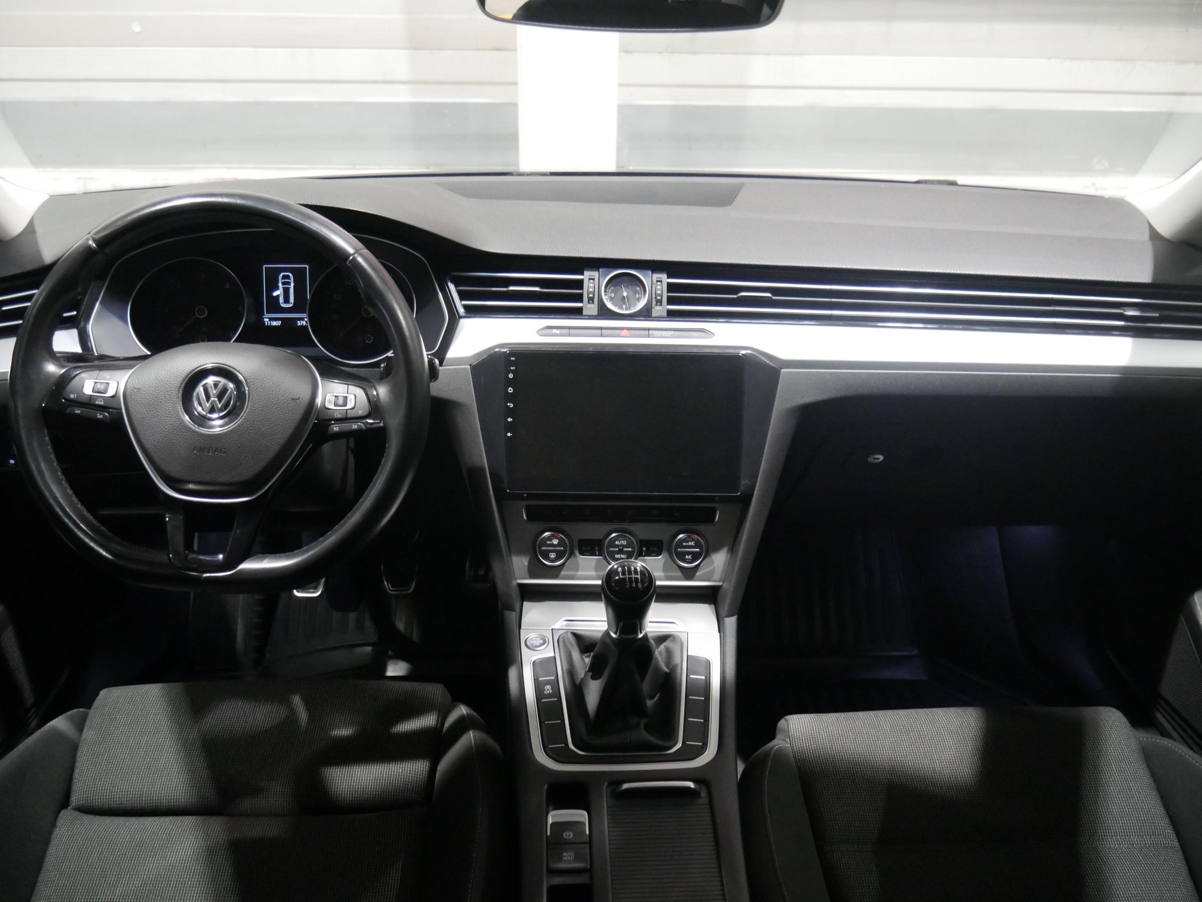 Volkswagen Passat, 2015 - pohled č. 8