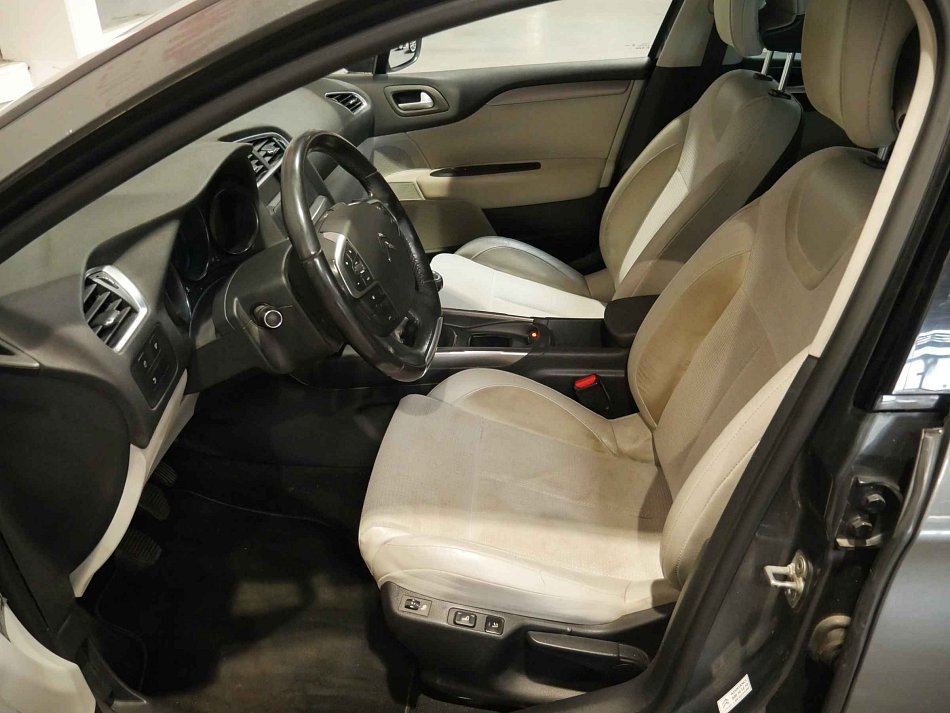 Citroën C4 1.6VTi 
