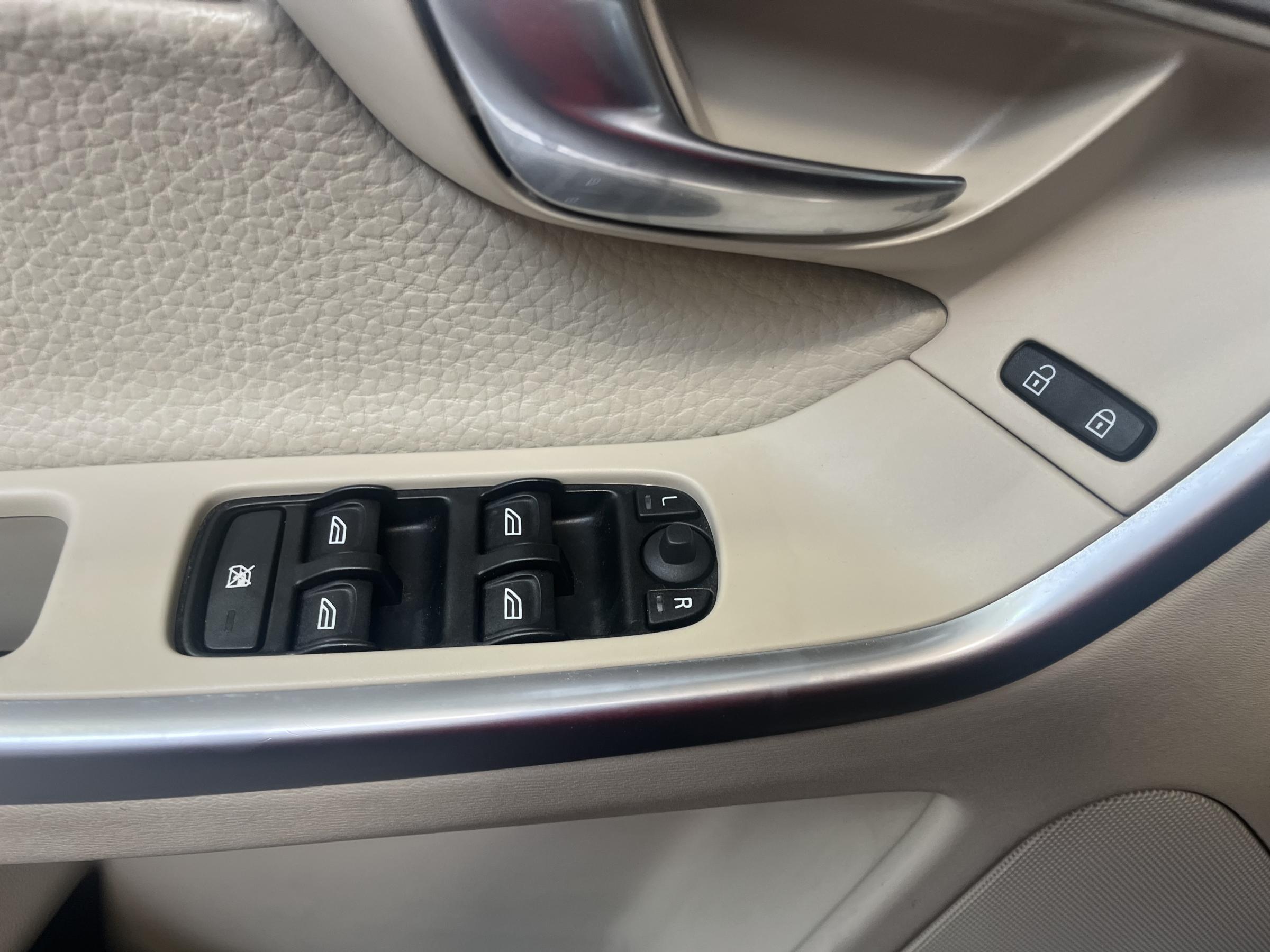 Volvo XC60, 2008 - pohled č. 17