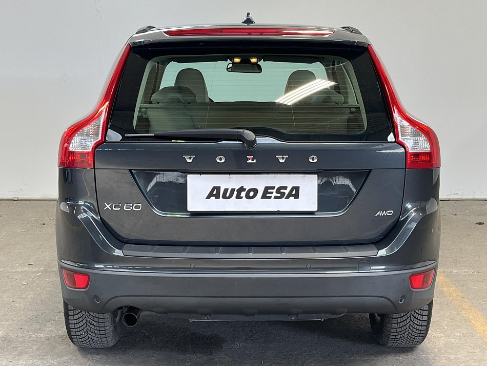 Volvo XC60 2.4 D Kinetic AWD