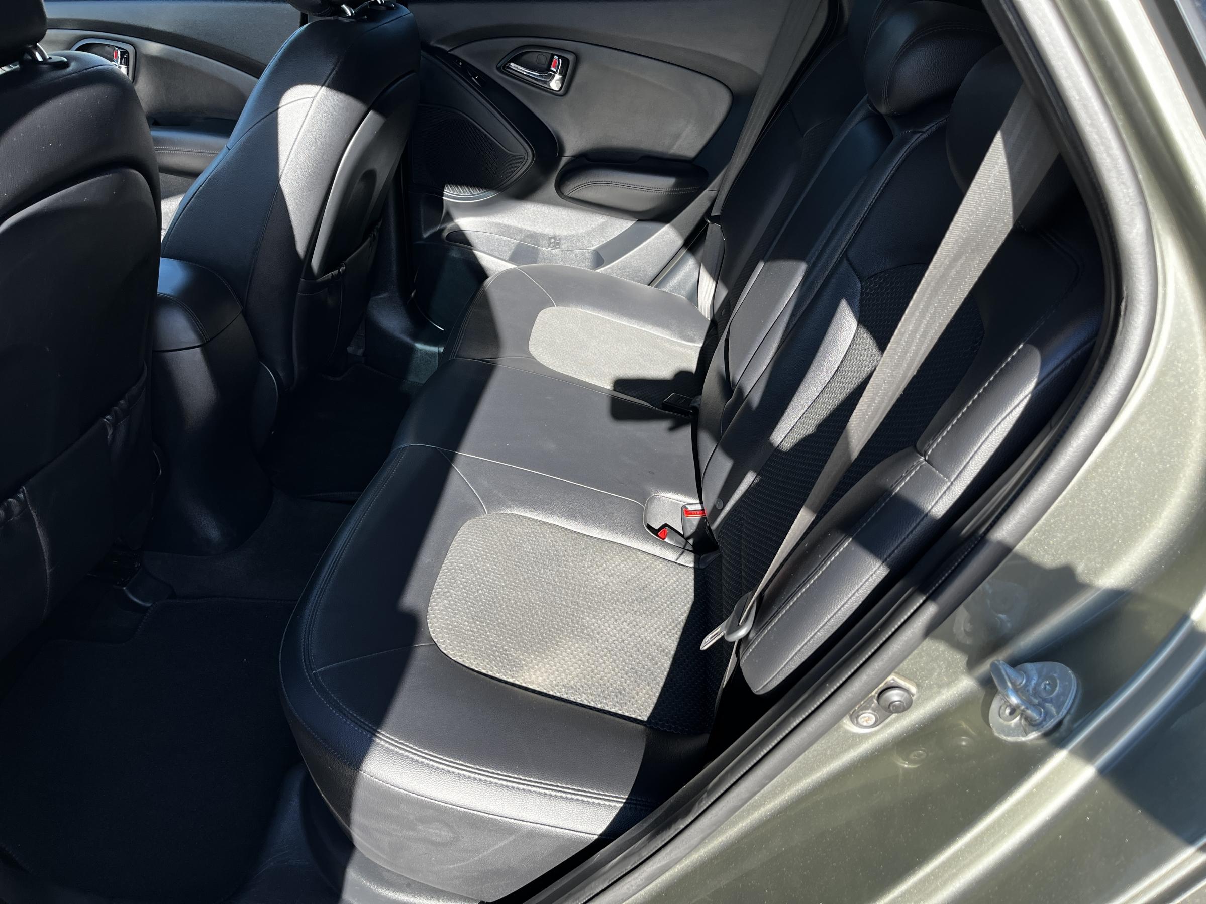 Hyundai ix35, 2011 - pohled č. 10