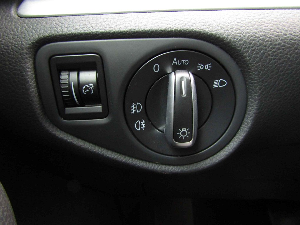 Volkswagen Sharan 2.0 TDi 