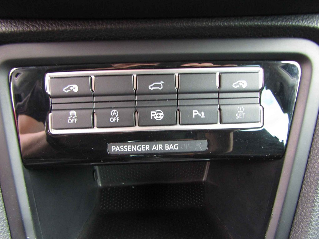 Volkswagen Sharan 2.0 TDi 