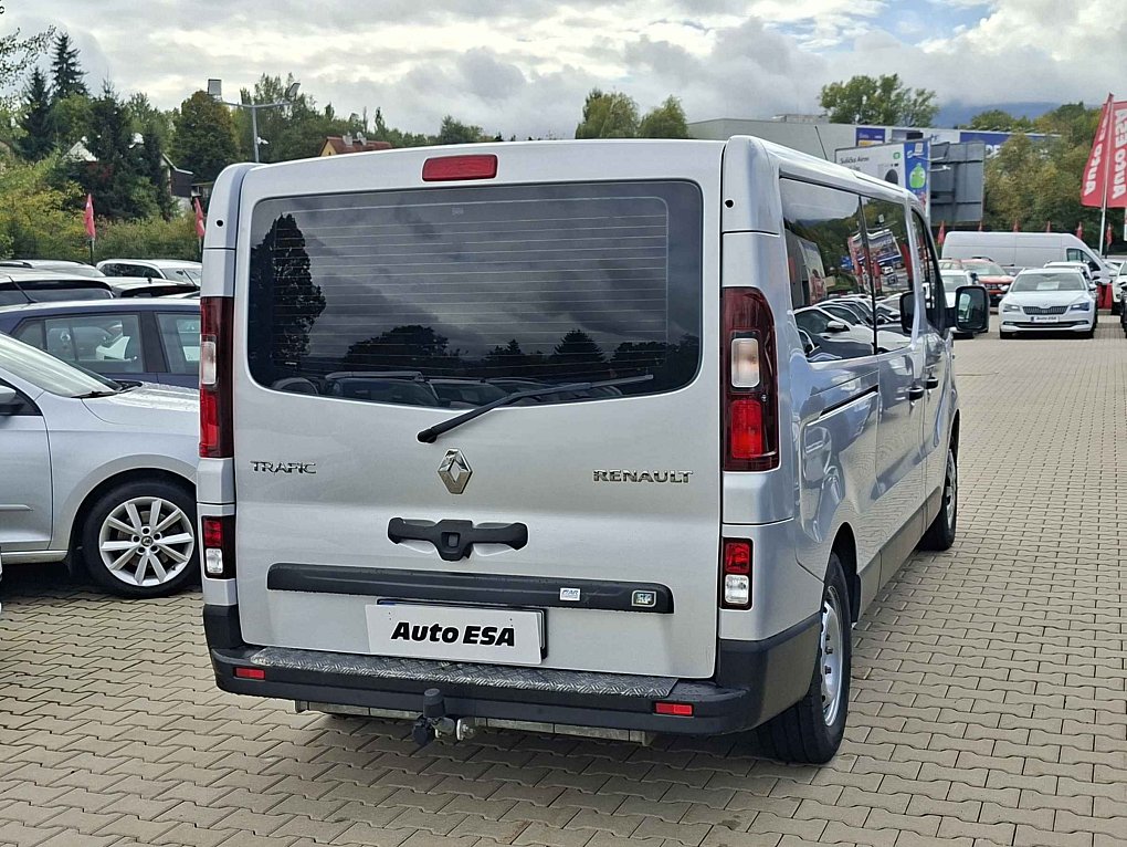 Renault Trafic 1.6dCi  L2 9míst
