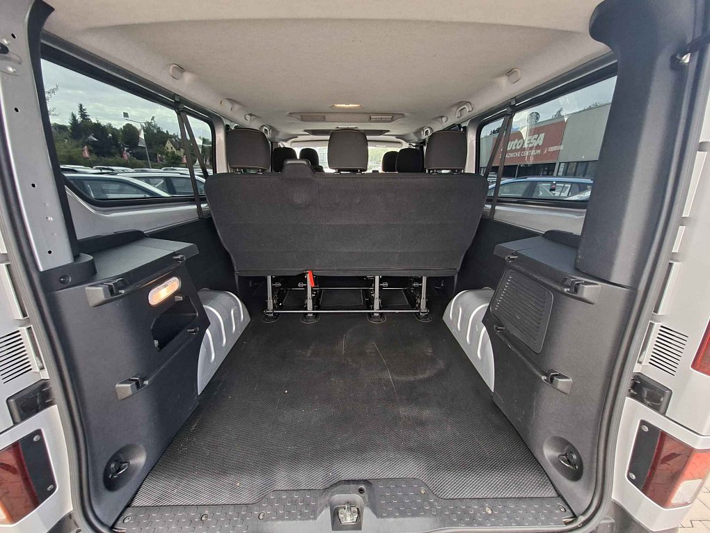 Renault Trafic 1.6dCi  L2 9míst