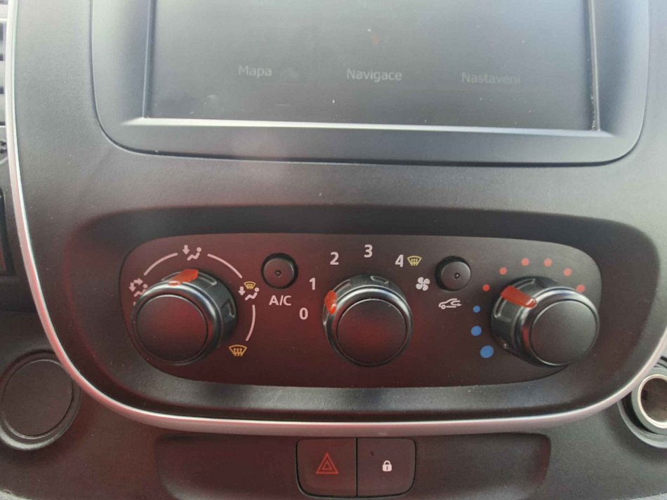 Renault Trafic 1.6dCi  L2 9míst