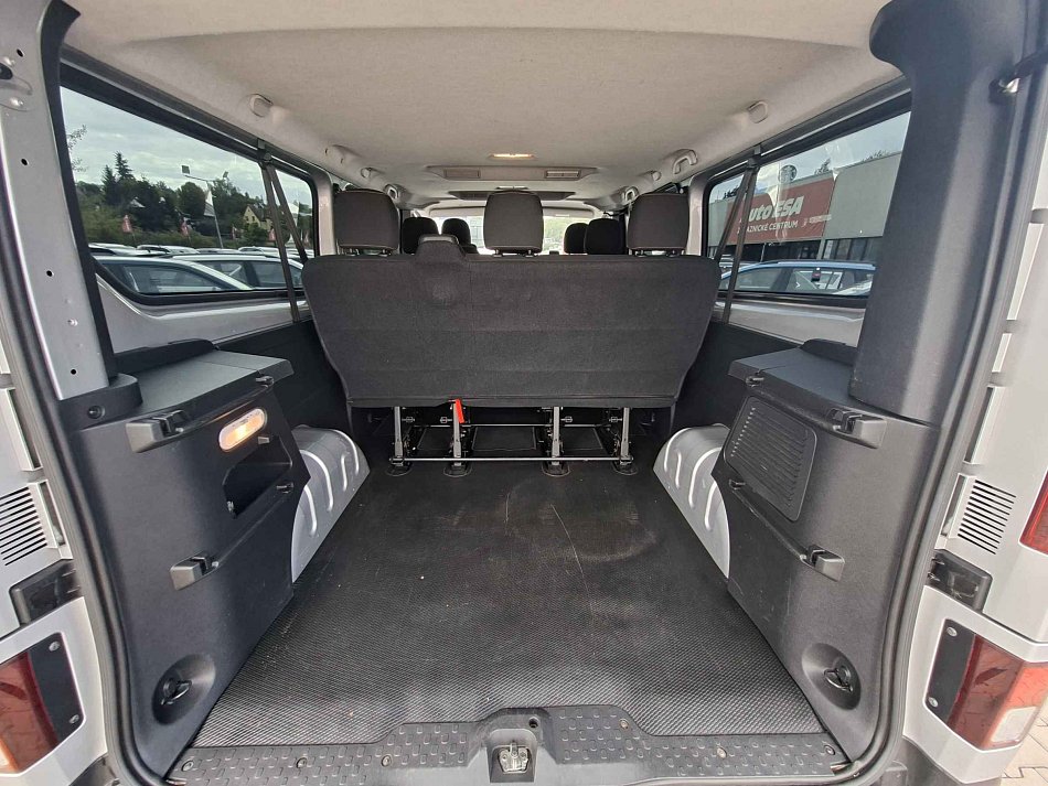 Renault Trafic 1.6dCi  L2 9míst