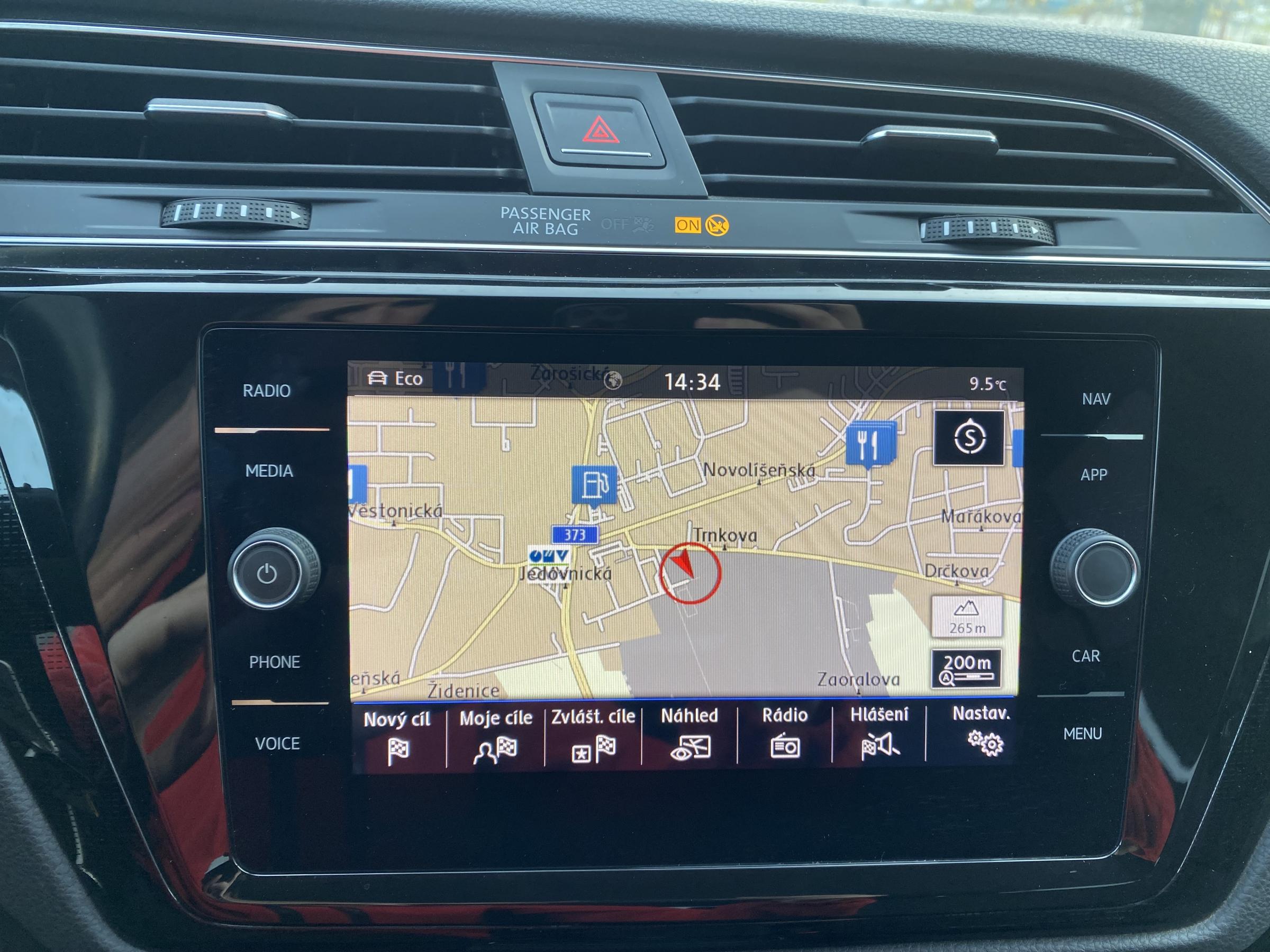 Volkswagen Touran, 2017 - pohled č. 15