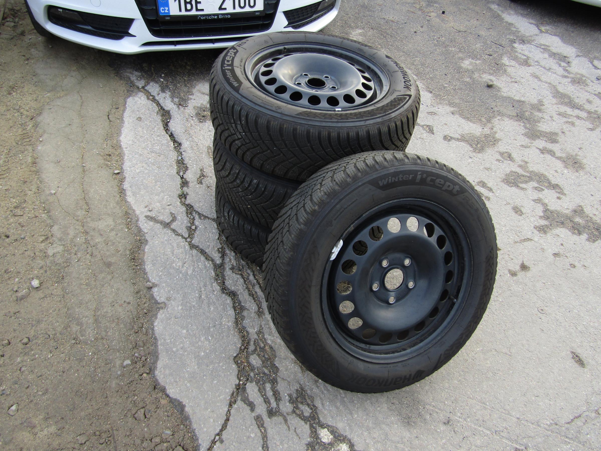 Volkswagen Touran, 2017 - pohled č. 23