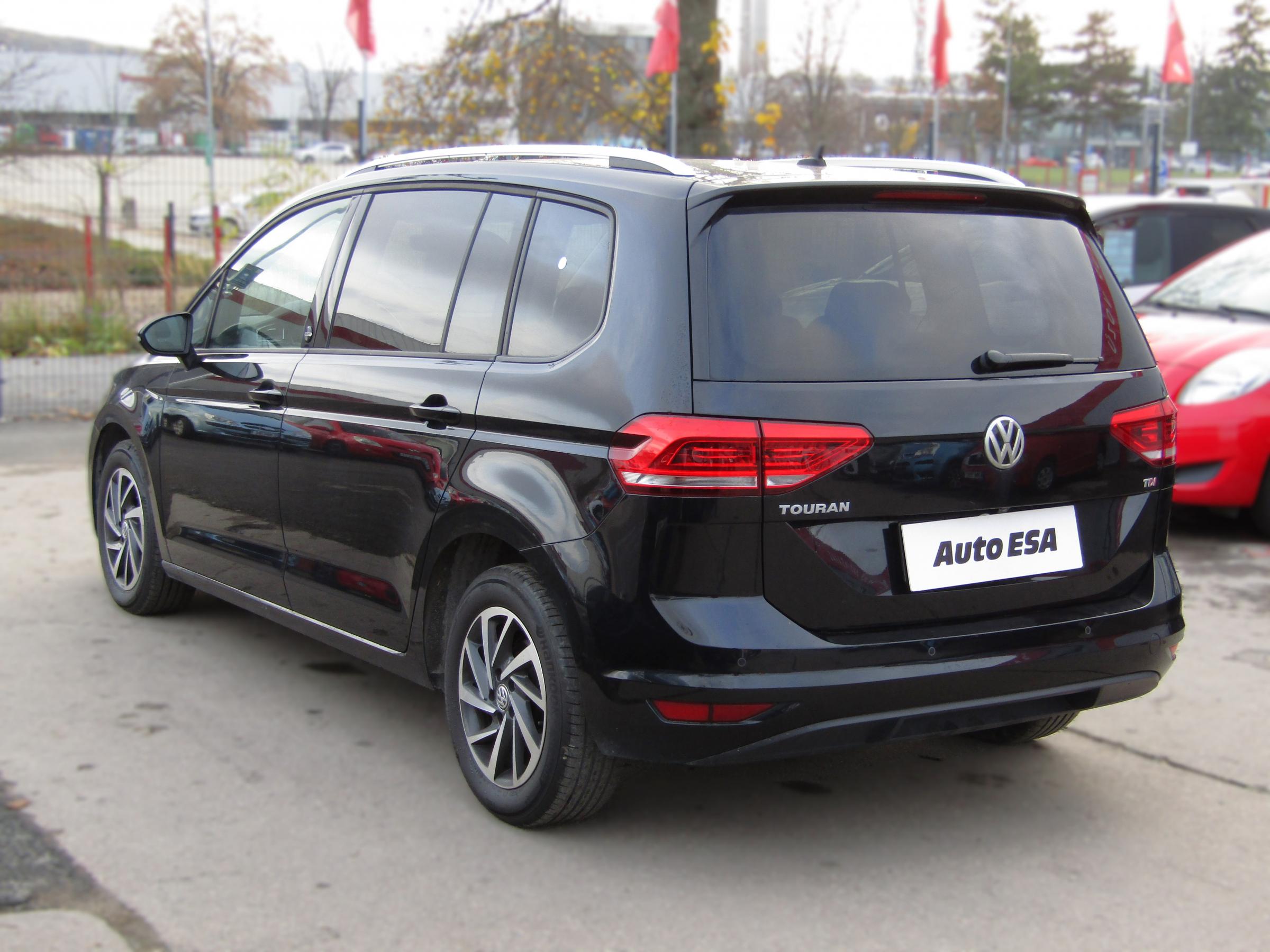 Volkswagen Touran, 2017 - pohled č. 6