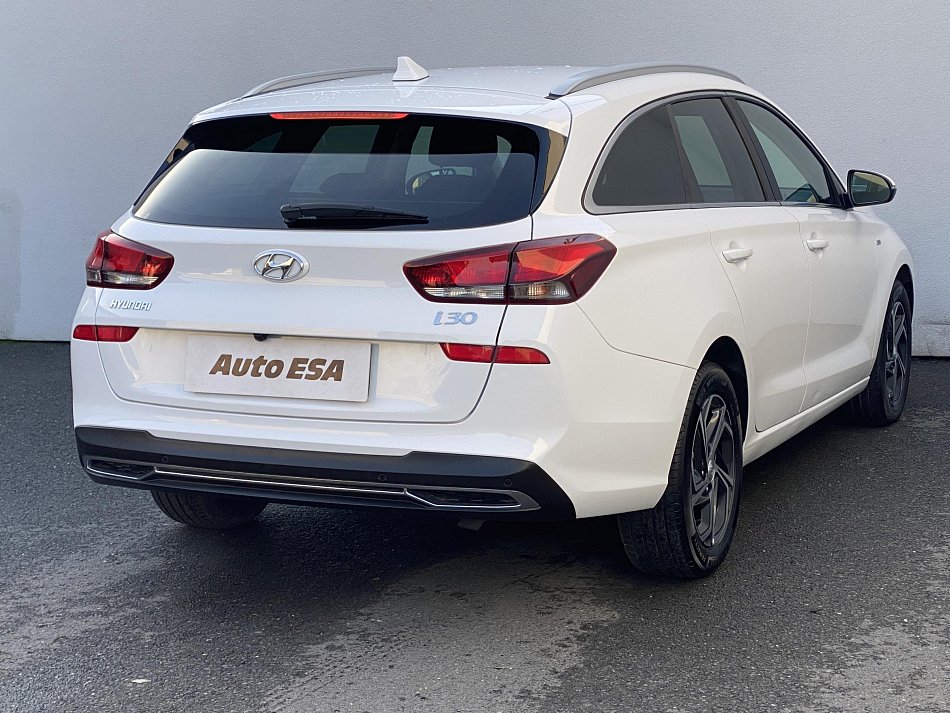 Hyundai I30 1.5T-GDi Smart 48V