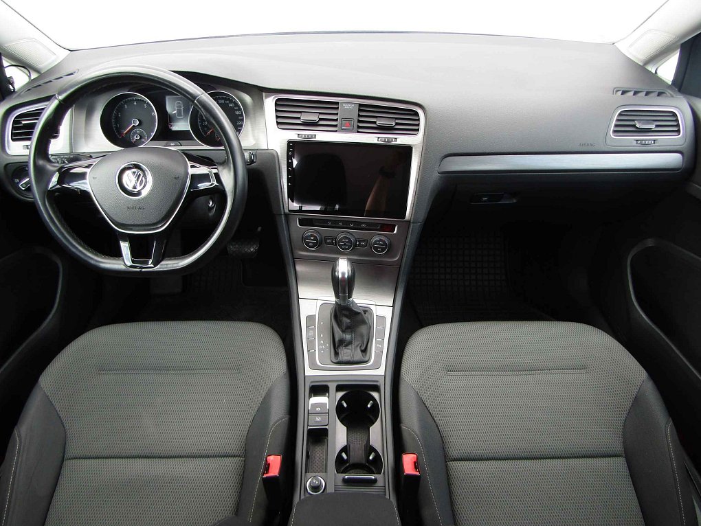 Volkswagen Golf 1.2 TSI 