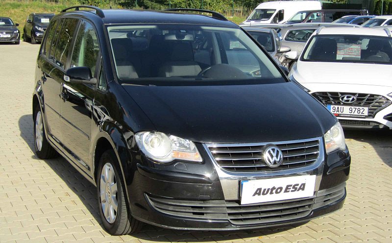 Volkswagen Touran 1.9 TDi 