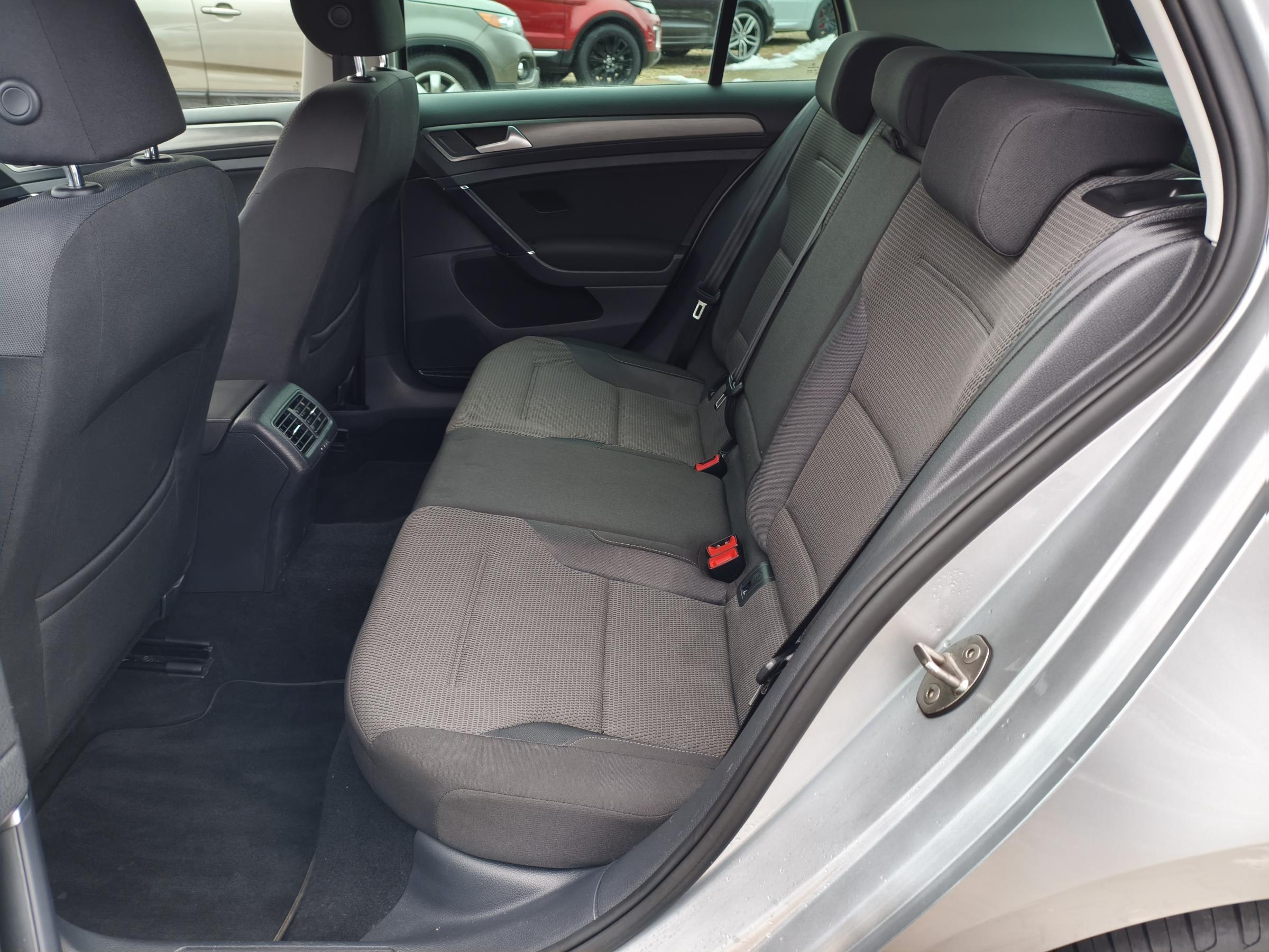 Volkswagen Golf, 2013 - pohled č. 10