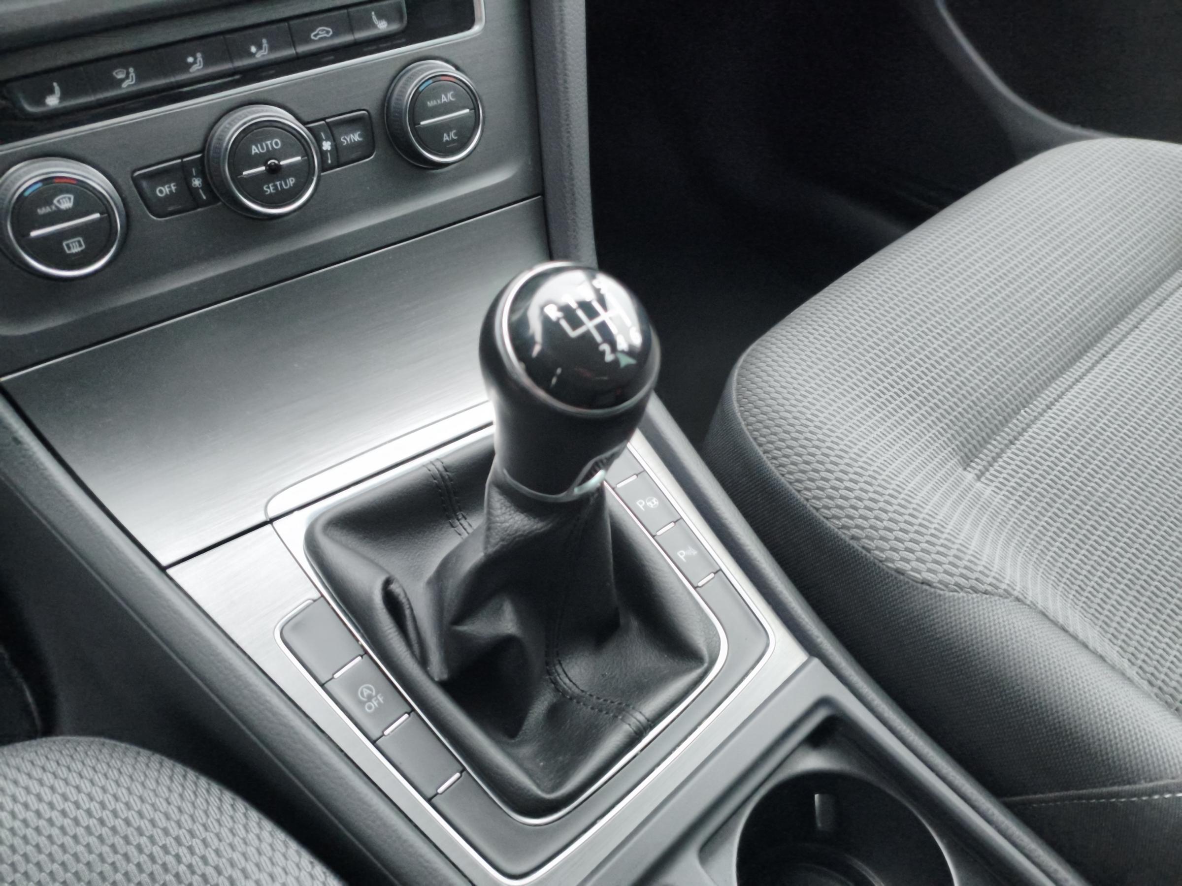 Volkswagen Golf, 2013 - pohled č. 16