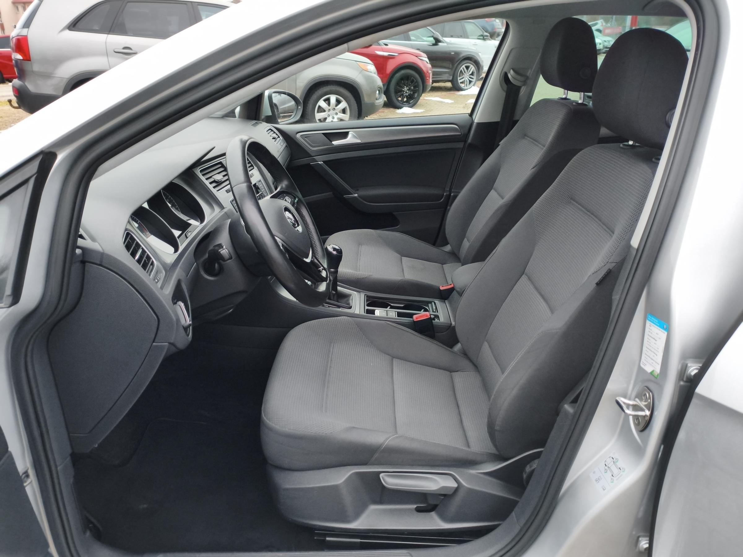 Volkswagen Golf, 2013 - pohled č. 9