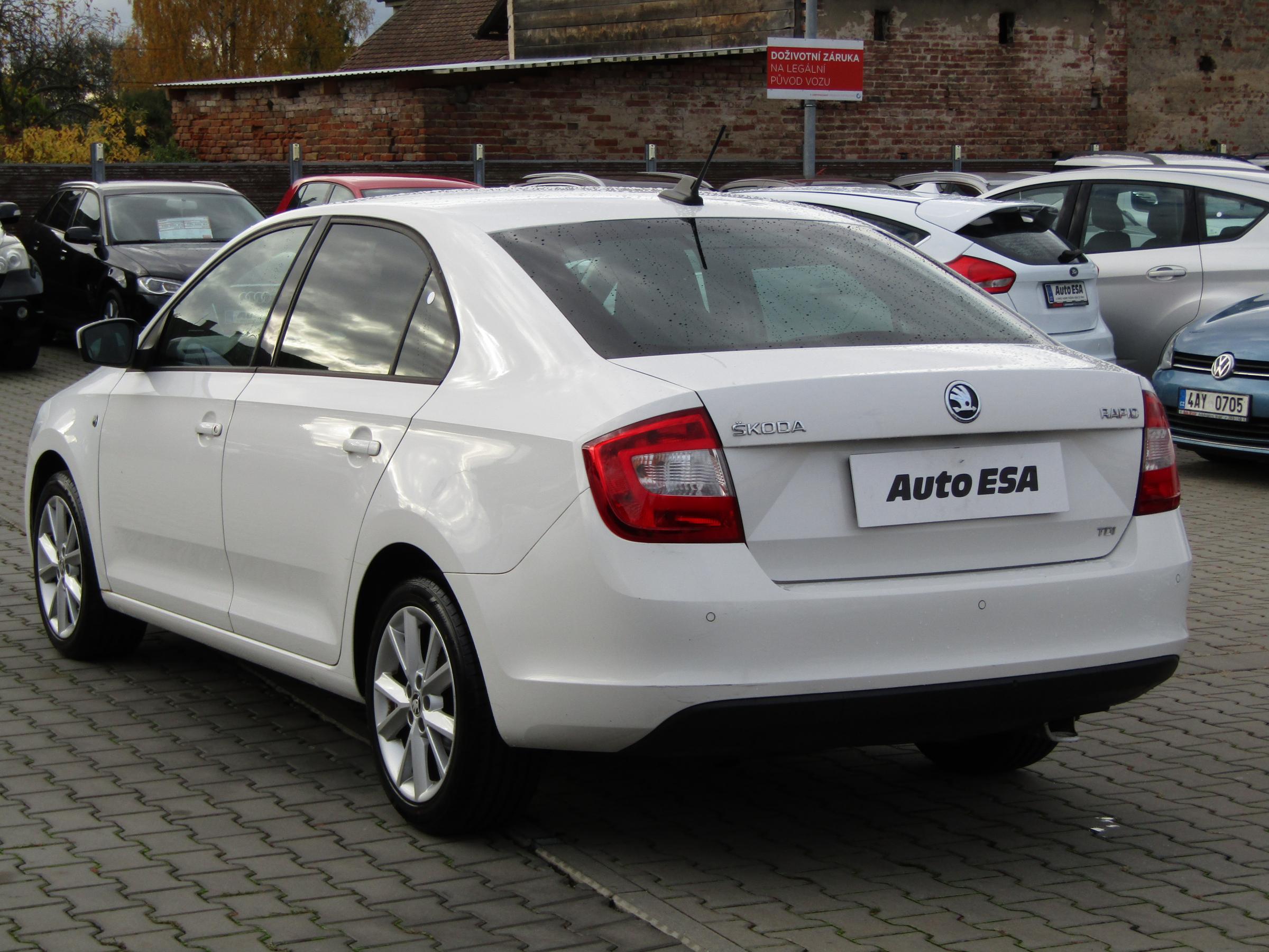 Škoda Rapid, 2013 - pohled č. 6