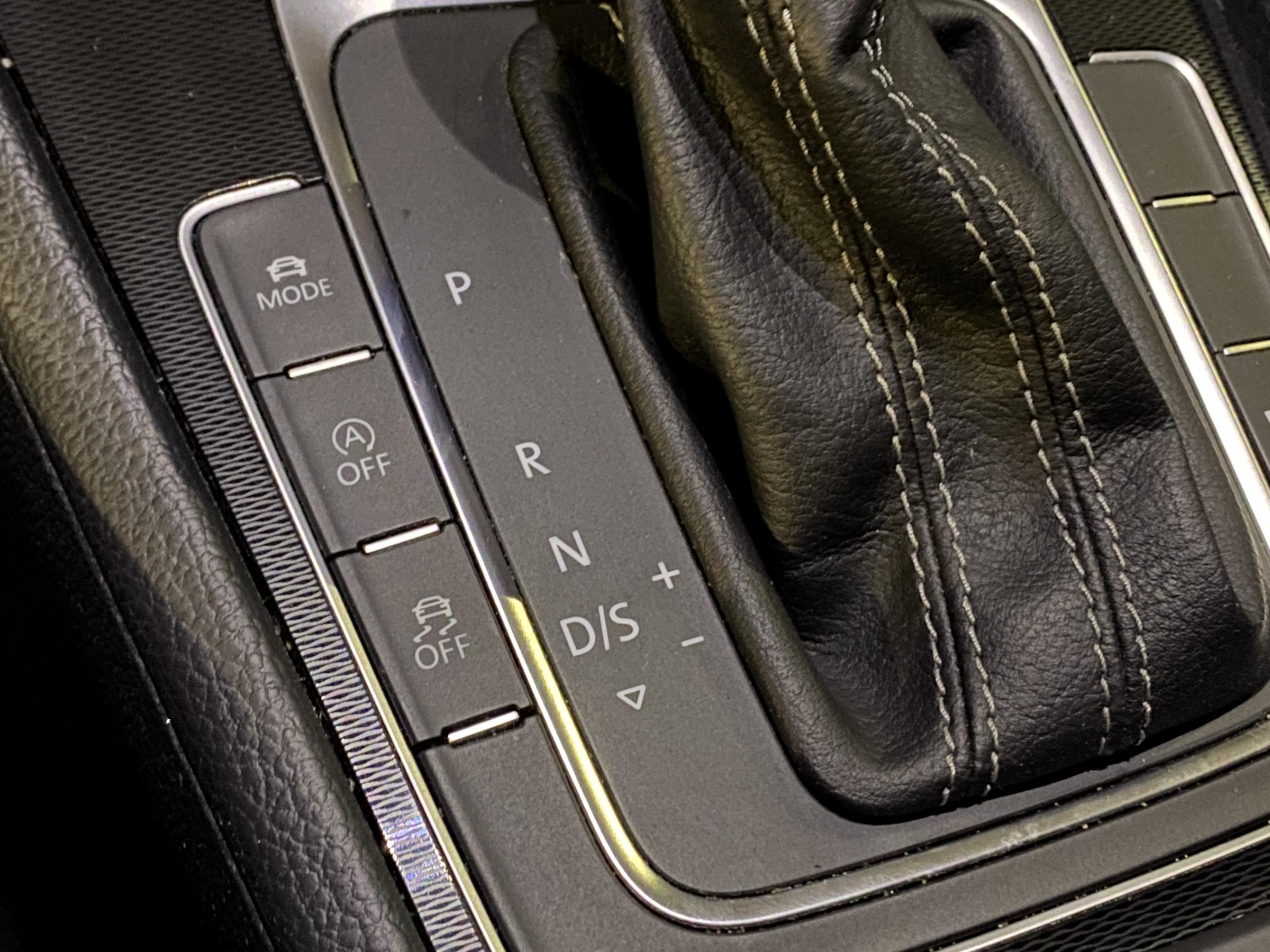 Volkswagen Golf, 2016 - pohled č. 14