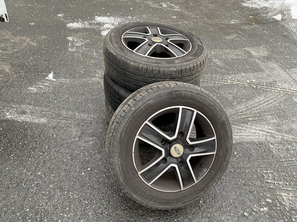 Ford Transit 2.2TDCi Trend L2H2 9míst