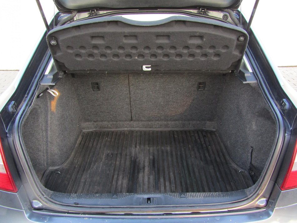 Škoda Octavia II 1.4 TSI Ambiente