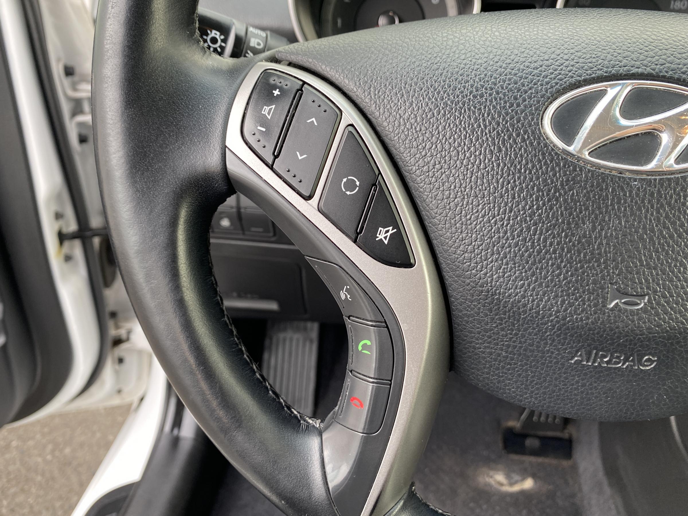 Hyundai i30, 2015 - pohled č. 13