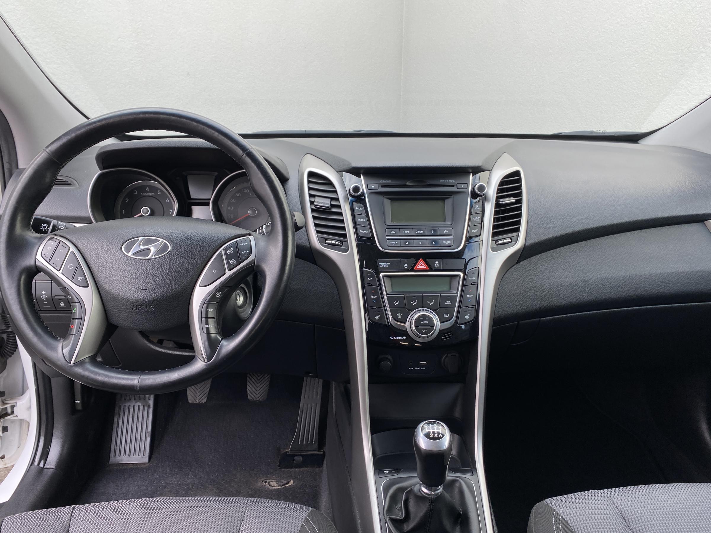 Hyundai i30, 2015 - pohled č. 9