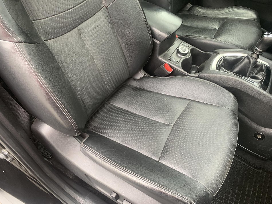 Nissan X-Trail 1.6 dCi  4x4