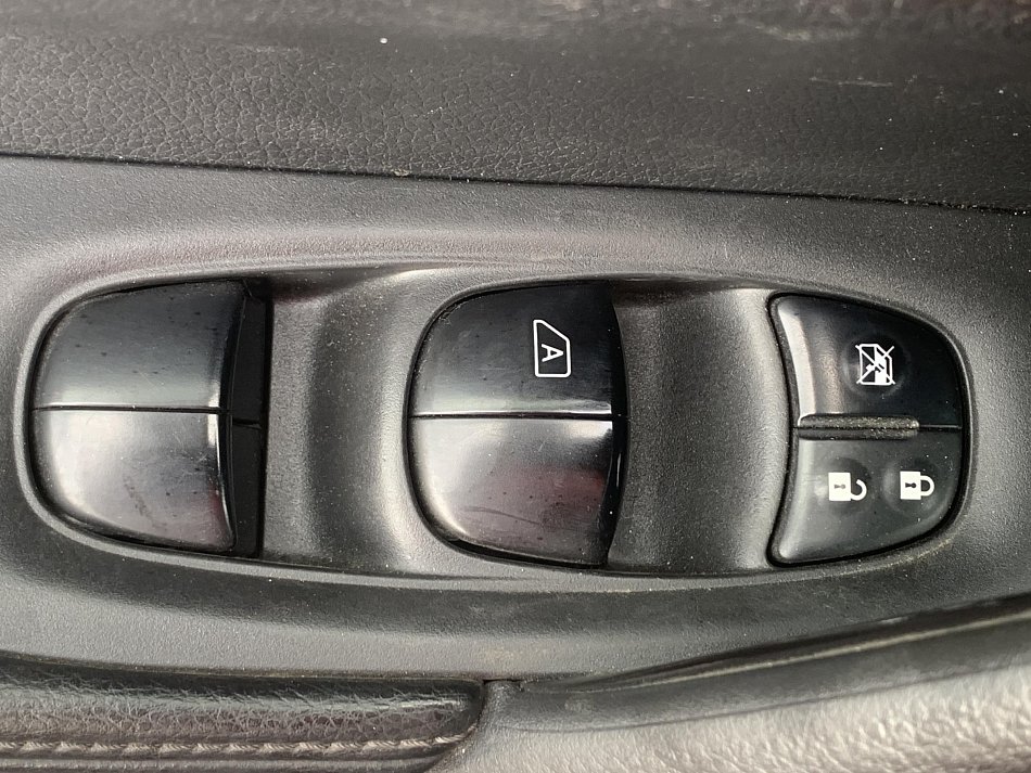 Nissan X-Trail 1.6 dCi  4x4