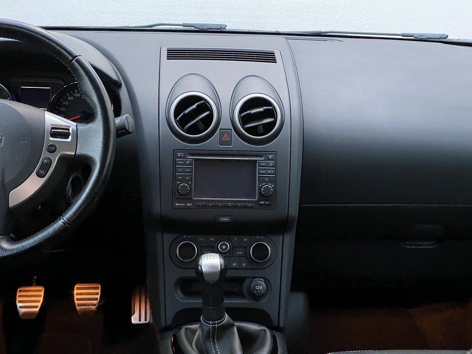 Nissan Qashqai 1.6i Tekna