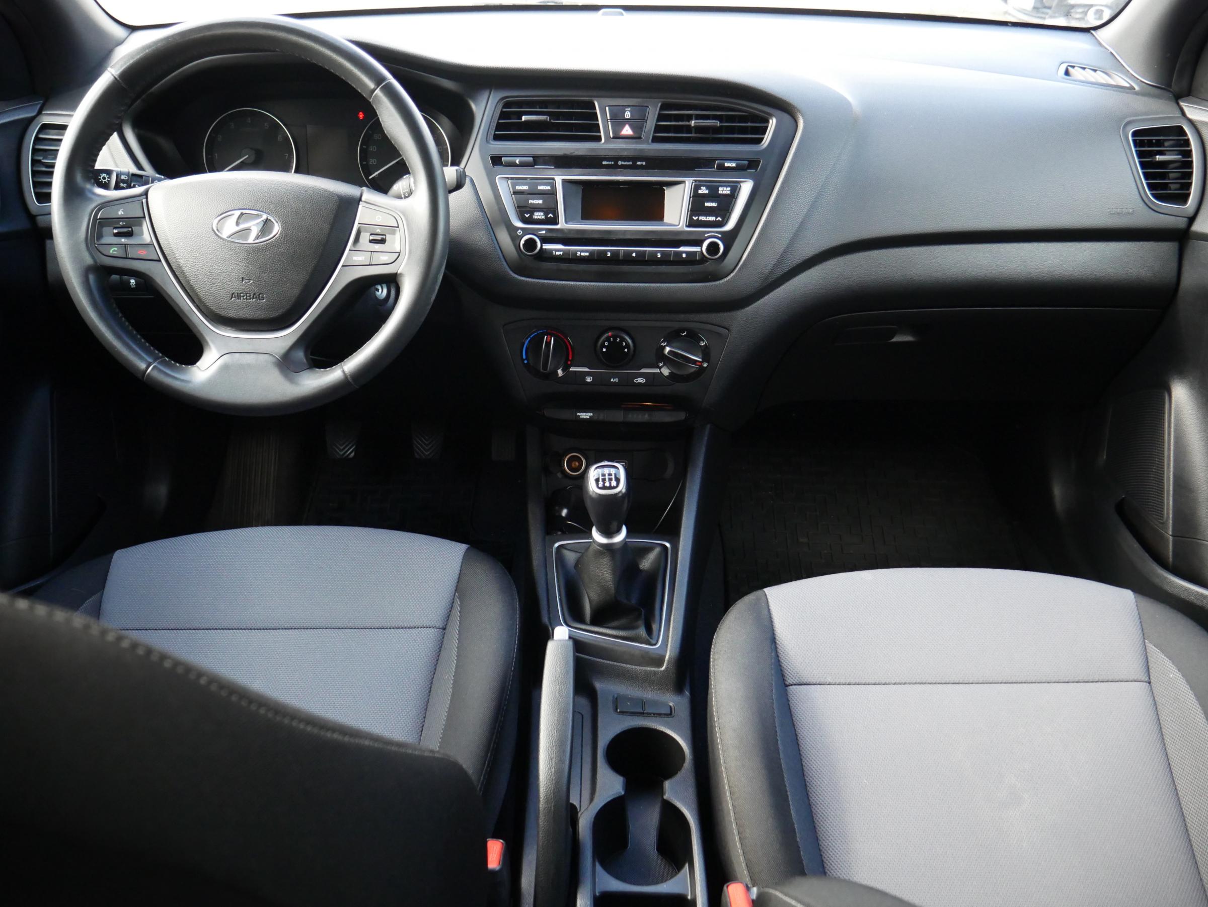 Hyundai i20, 2018 - pohled č. 8