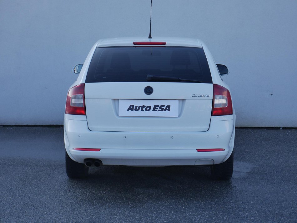 Škoda Octavia II 2.0 TDi Elegance