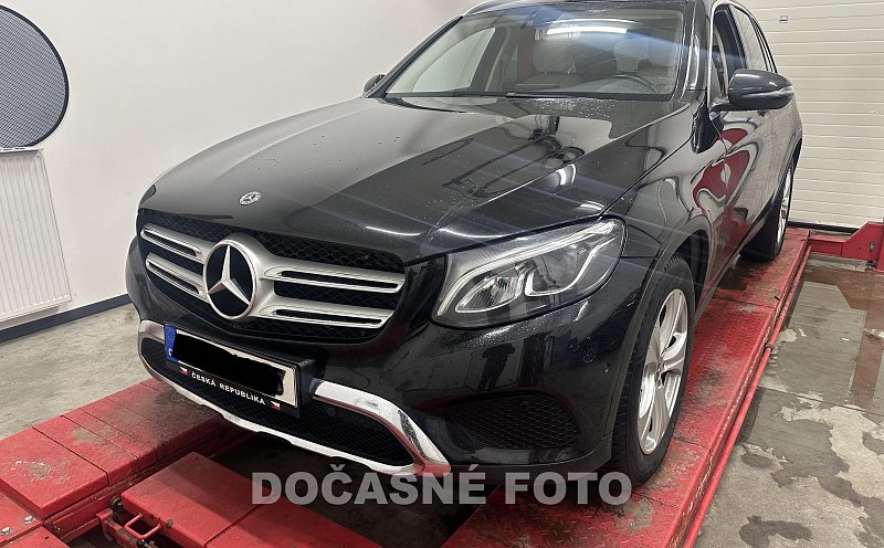 Mercedes-Benz GLC 220D 